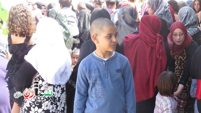 كفرقاسم – فيديو: بساتين الامل, السلام , والمحبة تحتفل بعيد الام على انغام عمو انس وجوقته ..